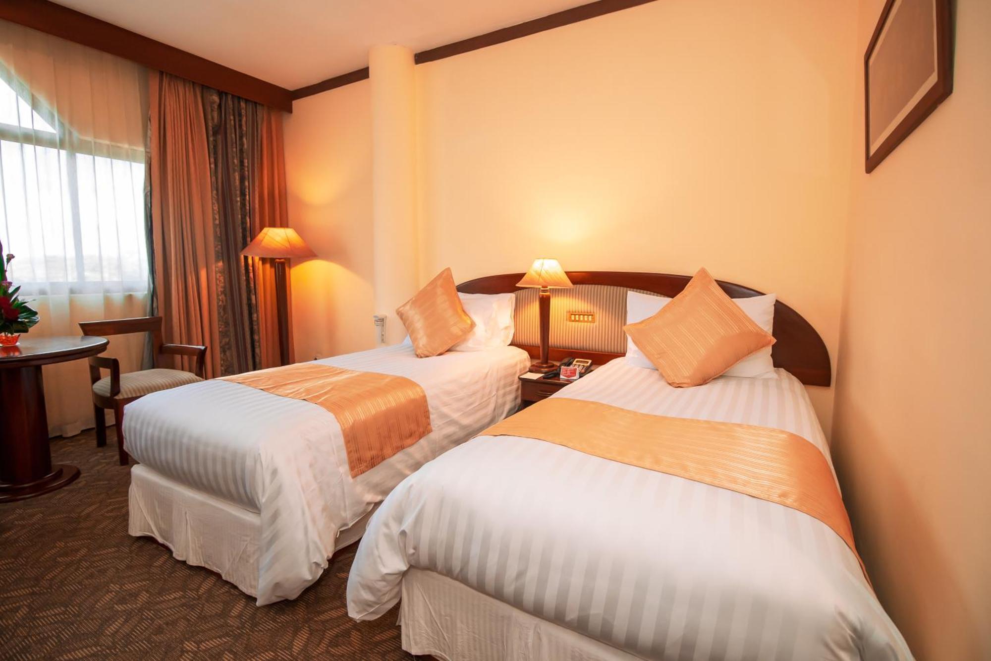 Laotel Vientiane Exterior photo